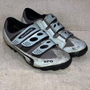Shimano men’s size 6 eur 39  Cycling Shoes - light blue